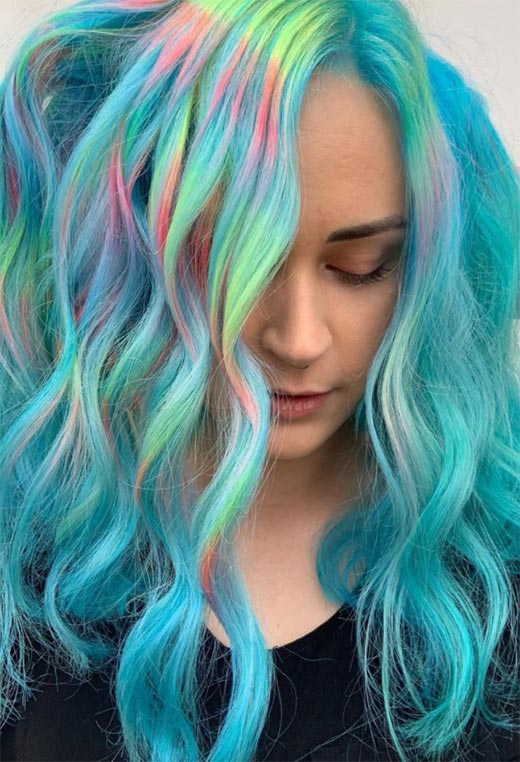 Holographic Hair Color: Stunning Ideas & Inspiration