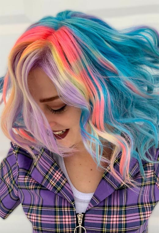Holographic Hair Color: Stunning Ideas & Inspiration