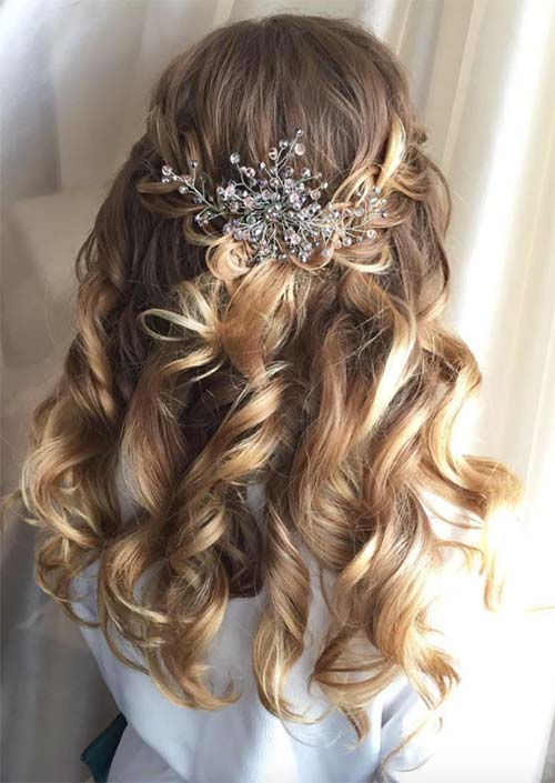 Long Curly Hairstyles: 51 Chic Styles & Styling Tips