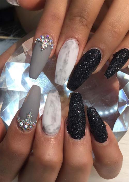 51 Acrylic Nail Designs for 2024: Inspiration & Ideas