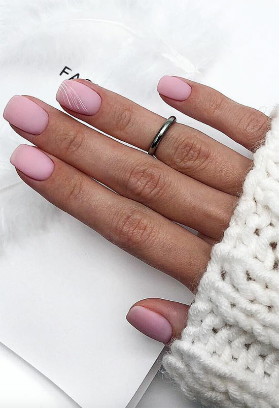 DIY Matte Nails: Easy Methods for a Modern Look