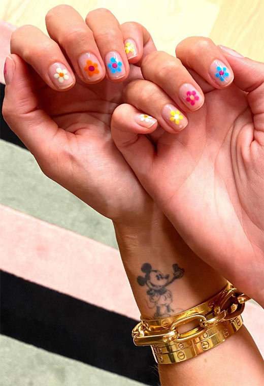 53 Stunning Flower Nail Designs for Every Season | Nail Art Ideas