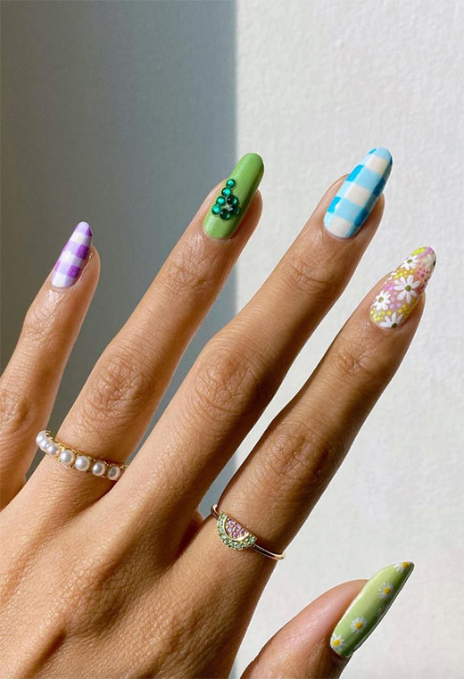 53 Stunning Flower Nail Designs for Every Season | Nail Art Ideas