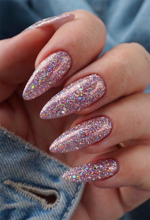Choosing the Perfect Nail Shape: A Comprehensive Guide (2024)