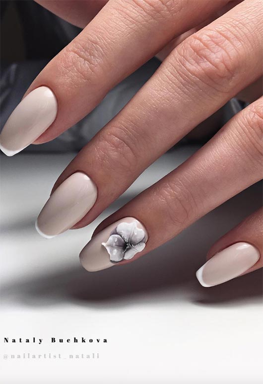 27 Modern French Manicure Designs: Trends & Inspiration