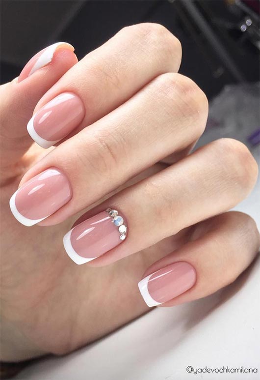 27 Modern French Manicure Designs: Trends & Inspiration