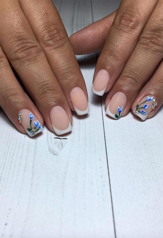 27 Modern French Manicure Designs: Trends & Inspiration