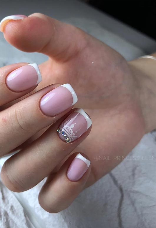 27 Modern French Manicure Designs: Trends & Inspiration