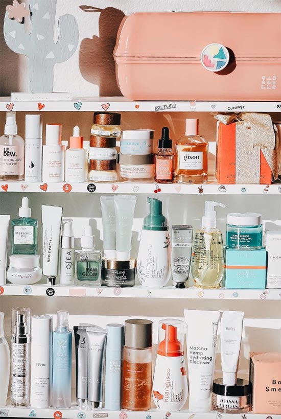 Rosacea Treatment: Understanding & Managing Redness, Flare-Ups & Skincare