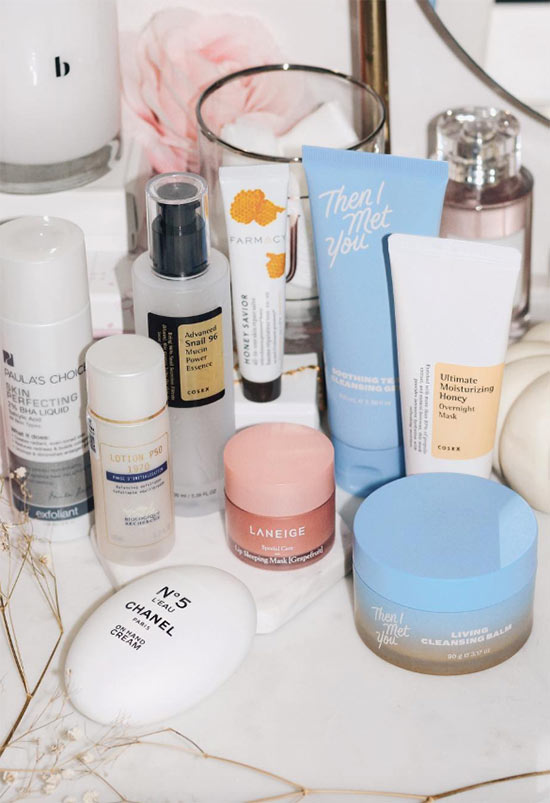 The Ultimate Guide to Korean Skincare: Your Complete AM/PM Routine