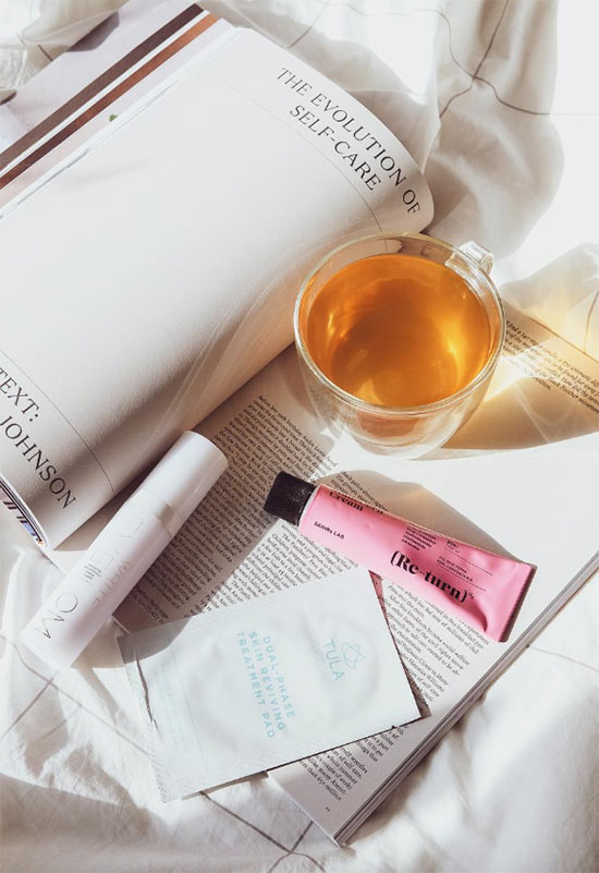 The Ultimate Guide to Korean Skincare: Your Complete AM/PM Routine