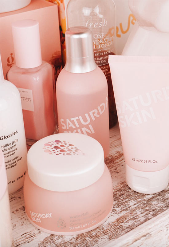 The Ultimate Guide to Korean Skincare: Your Complete AM/PM Routine