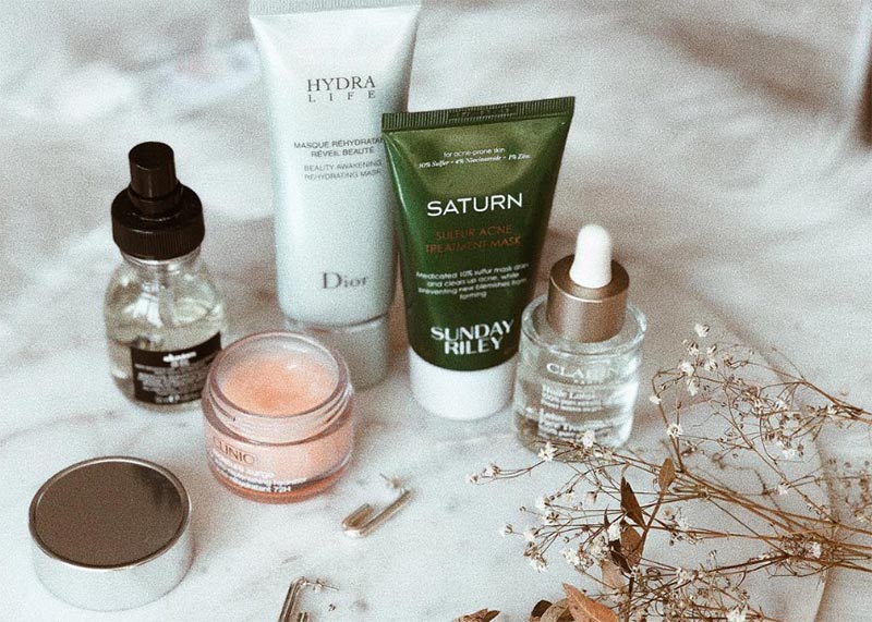 Sulfur in Skincare: Benefits, Uses & How It Works