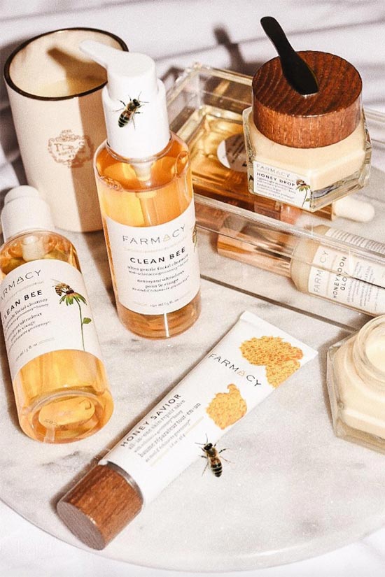 Unlock Radiant Skin: The Benefits & Best Uses of Facial Oils