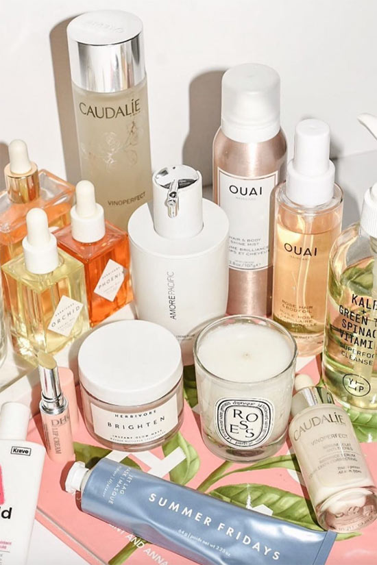 Unlock Radiant Skin: The Benefits & Best Uses of Facial Oils