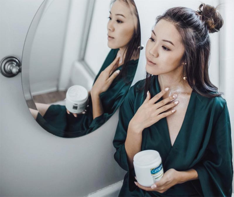 Expert Guide: How to Apply Moisturizer for Healthy, Hydrated Skin