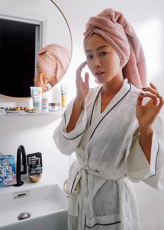 Comprehensive Guide to Facial Cleansers: Types & Skin Types