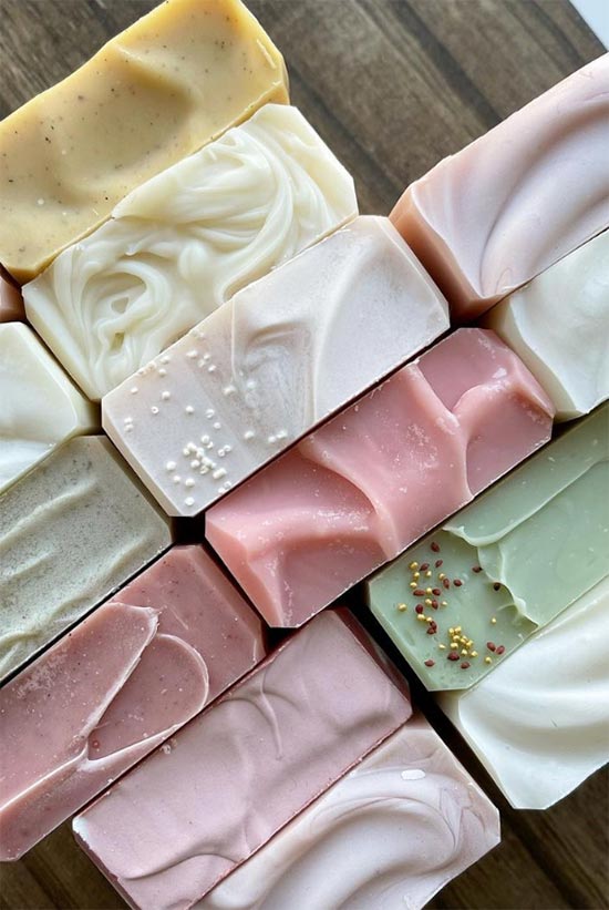 Bar Soap Guide: Types, Benefits & Choosing the Best for Your Skin