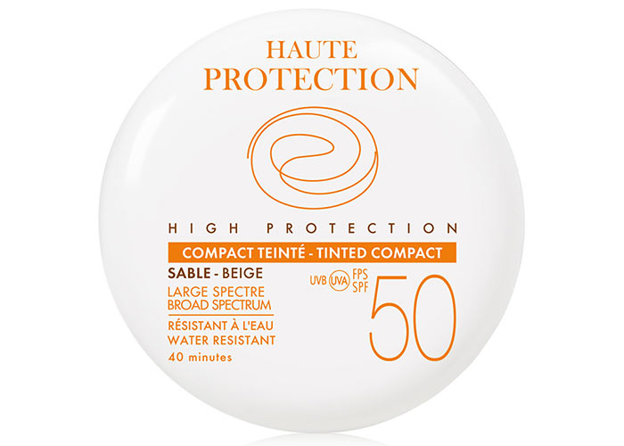 Top 23 Sunscreens for Oily Skin: Non-Greasy & Effective