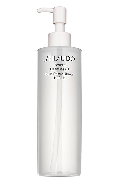 The Ultimate Guide to Korean Double Cleansing: 17 Steps & Expert Tips