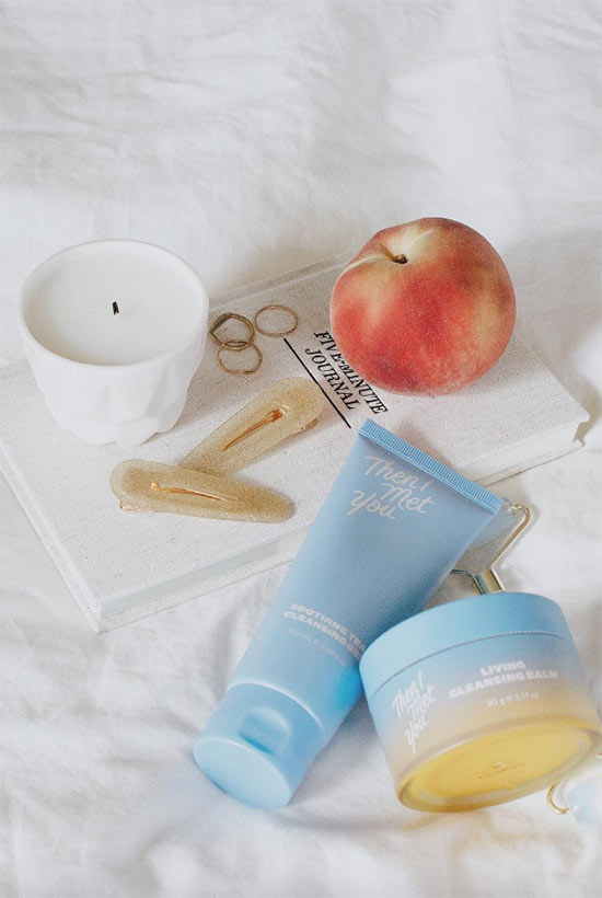 The Ultimate Guide to Korean Double Cleansing: 17 Steps & Expert Tips