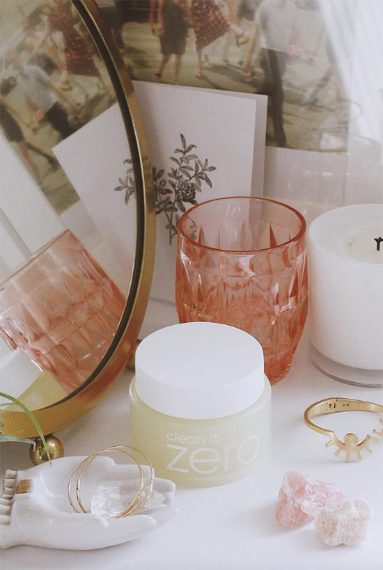 The Ultimate Guide to Korean Double Cleansing: 17 Steps & Expert Tips