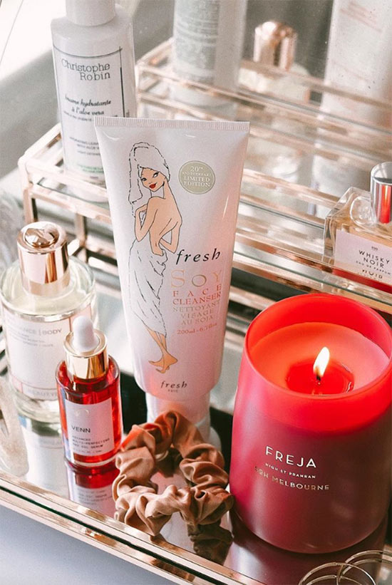 The Ultimate Guide to Korean Double Cleansing: 17 Steps & Expert Tips