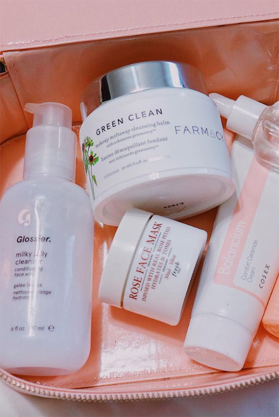 The Ultimate Guide to Korean Double Cleansing: 17 Steps & Expert Tips