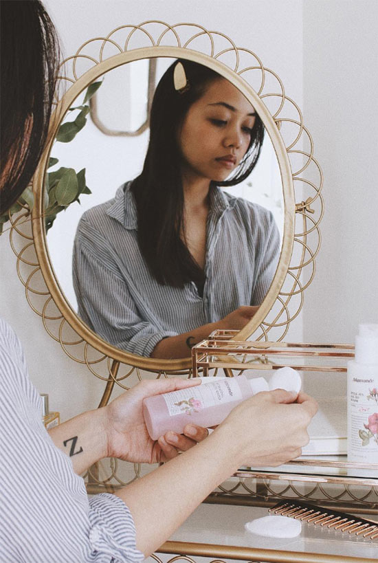 The Ultimate Guide to Korean Double Cleansing: 17 Steps & Expert Tips