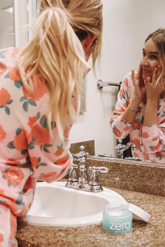 The Ultimate Guide to Korean Double Cleansing: 17 Steps & Expert Tips