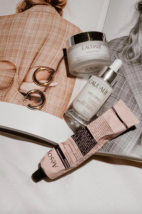 The Ultimate Guide to Oily Skin Care: Products, Routine & Tips