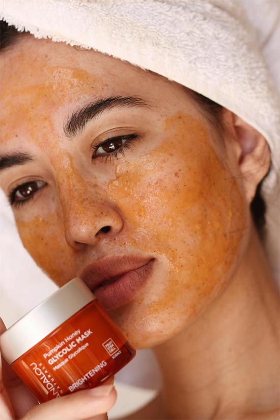 The Ultimate Guide to Oily Skin Care: Products, Routine & Tips