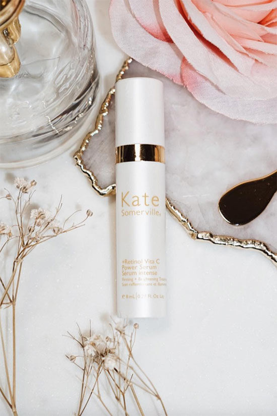 The Ultimate Guide to Oily Skin Care: Products, Routine & Tips