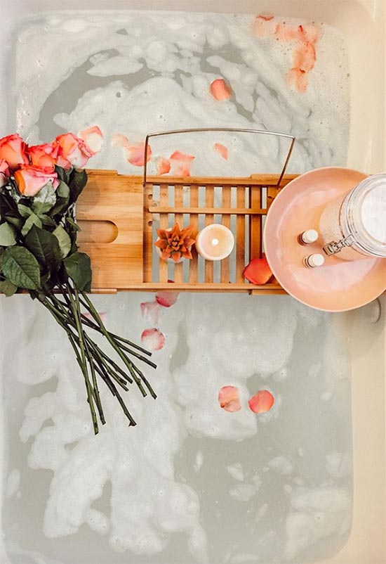 Milk Bath Benefits & DIY Recipes: Achieve Radiant Skin