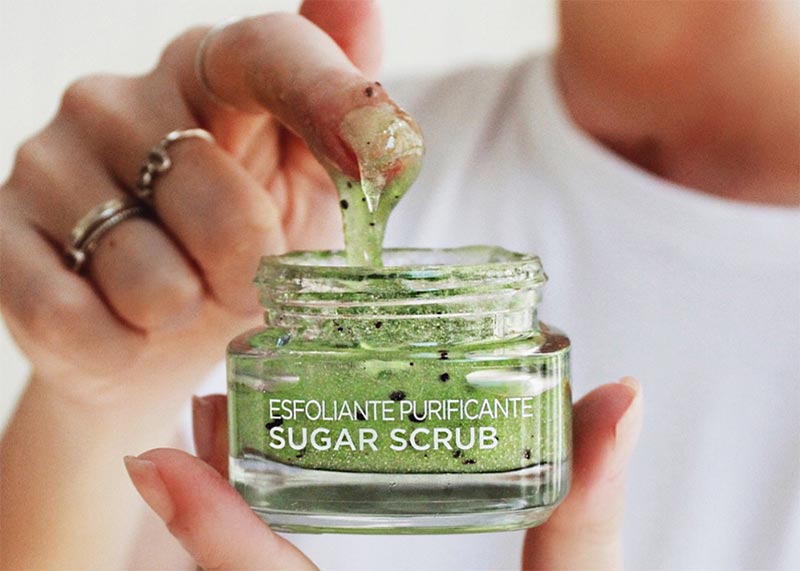 Best Face Scrubs & Exfoliators: Achieve Glowing Skin - [Year]