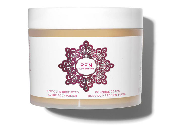 Body Polishing: Benefits, How-To & Top 15 At-Home Scrubs