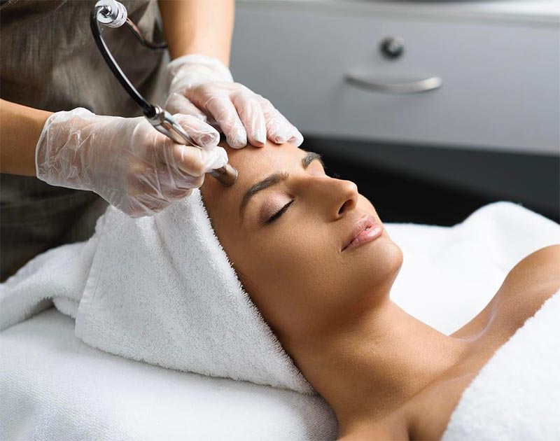 Microdermabrasion: Benefits, Procedure & Is It Right for Your Skin?