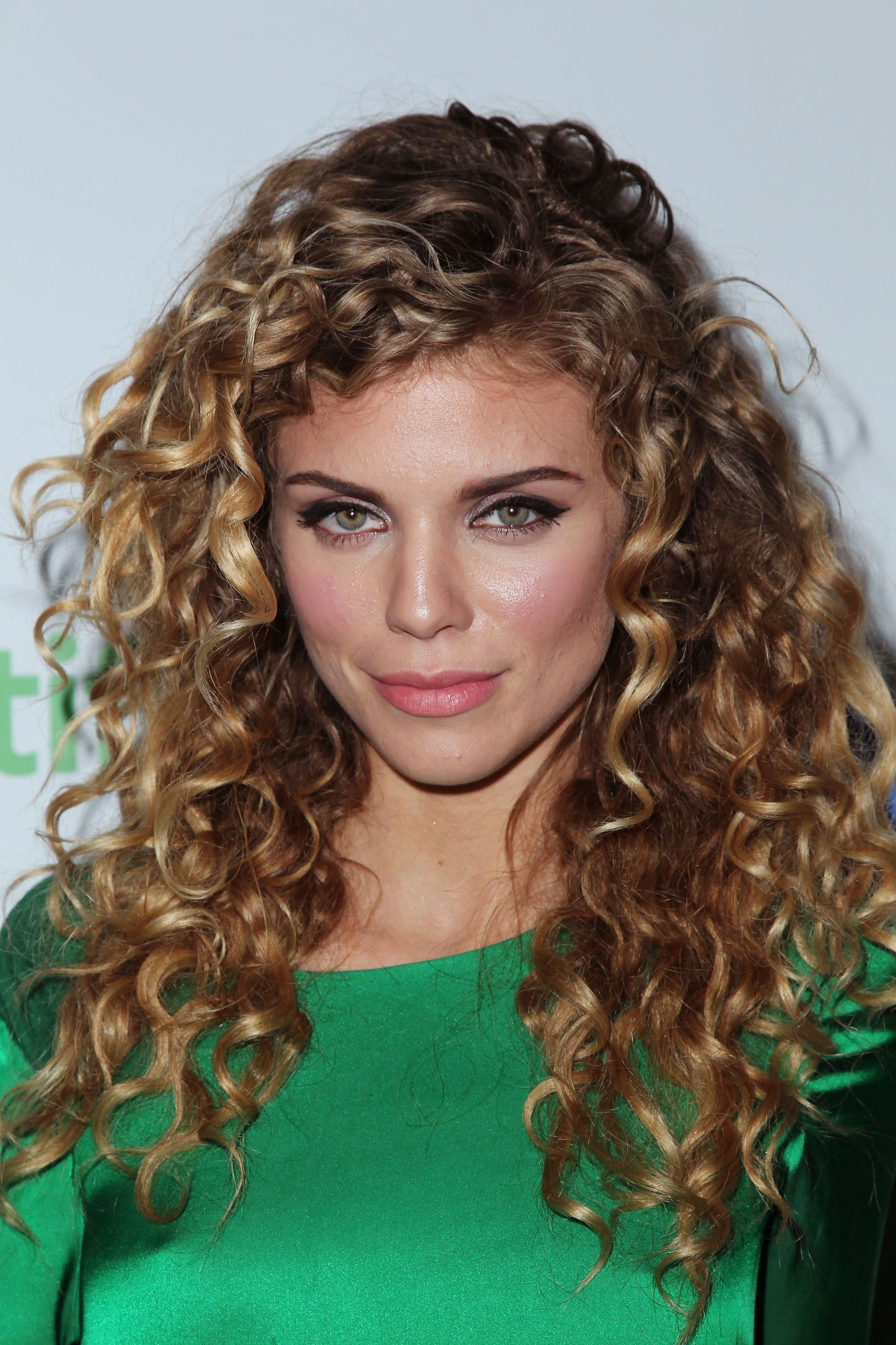 Curly Hairstyles: 75+ Stunning Styles to Embrace Your Texture