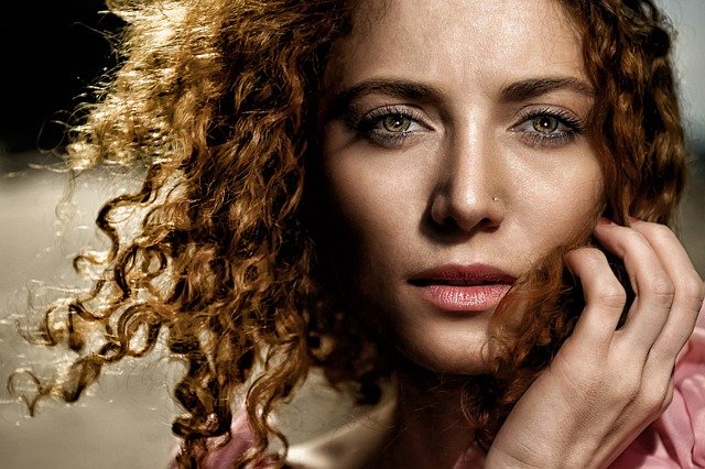 Natural Makeup: Simple Tips for a Radiant, Flawless Look