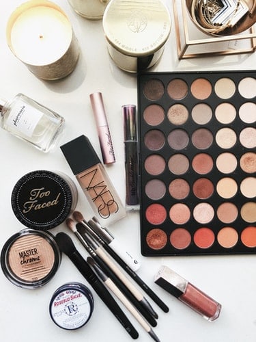 Ageless Beauty: Makeup Tips for a Youthful Look