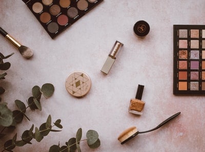 NARS Luminous Powder Foundation: Achieve a Flawless, Radiant Finish