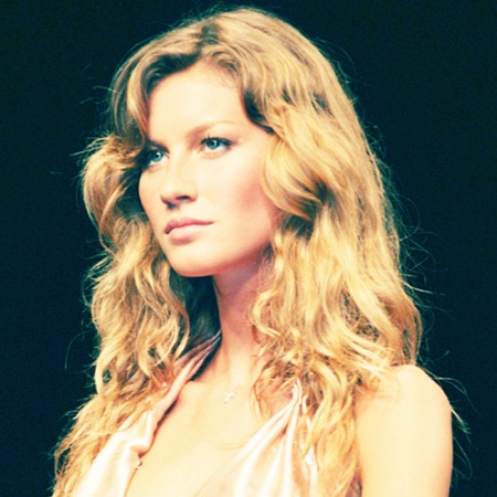 20 Years of Iconic Hairstyles: A Retrospective