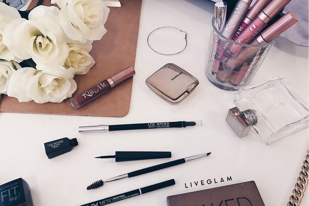 Master Eyeliner Application: 5 Pro Tips for Flawless Lines
