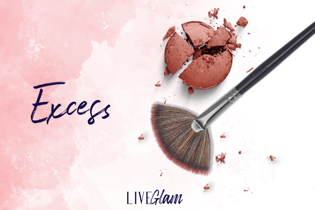 Fan Brush Uses: 4 Creative Ways to Enhance Your Makeup