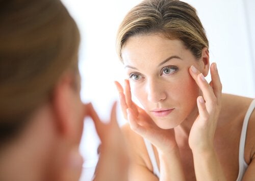 Apple Cider Vinegar for Skin: Benefits & How to Use