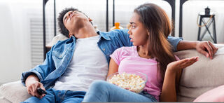 Overcoming Relationship Boredom: 5 Signs & Solutions