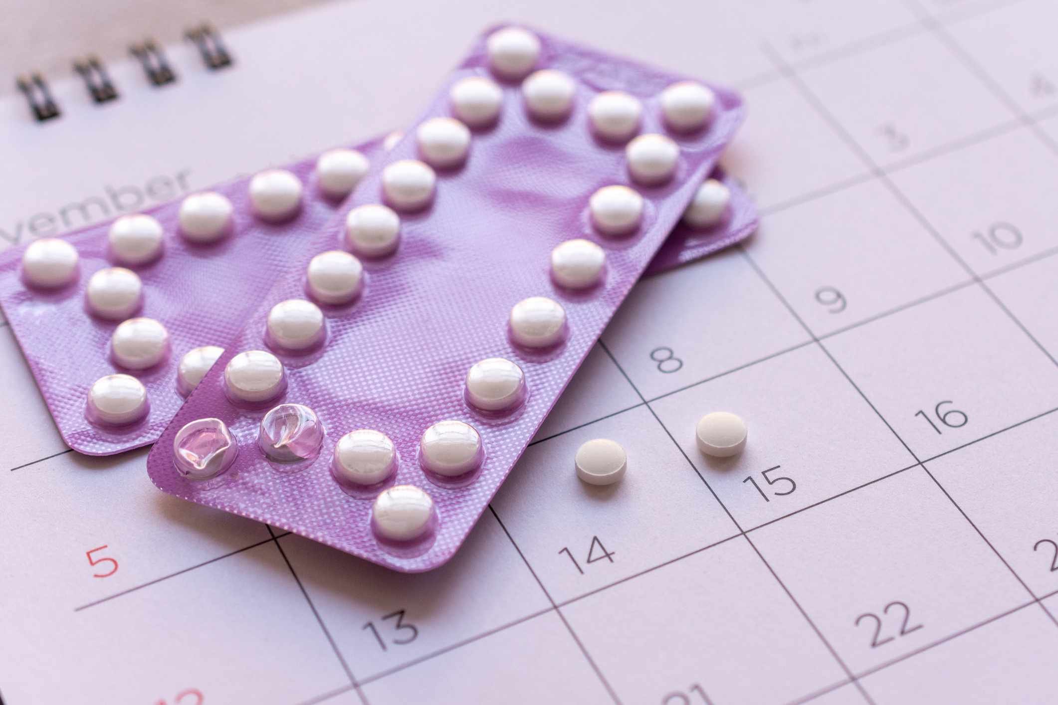 Birth Control Pills & Daylight Saving Time: Maintaining Effectiveness