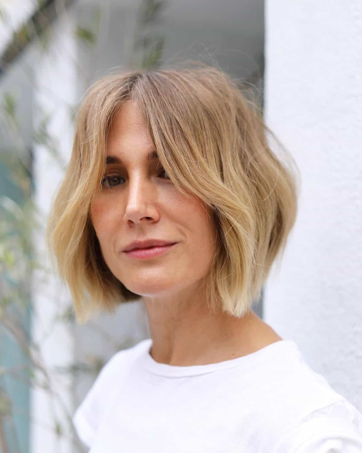 Best Short Hairstyles for Women Over 40: 2024 Trends & Styles