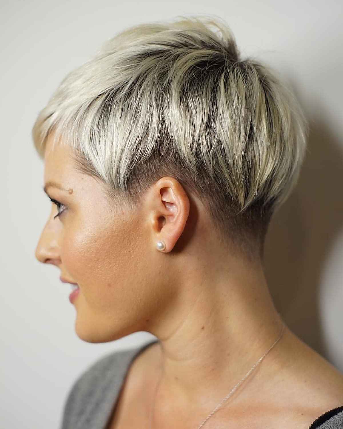 26 Stylish Short Pixie Haircuts for Women: Trends & Inspiration