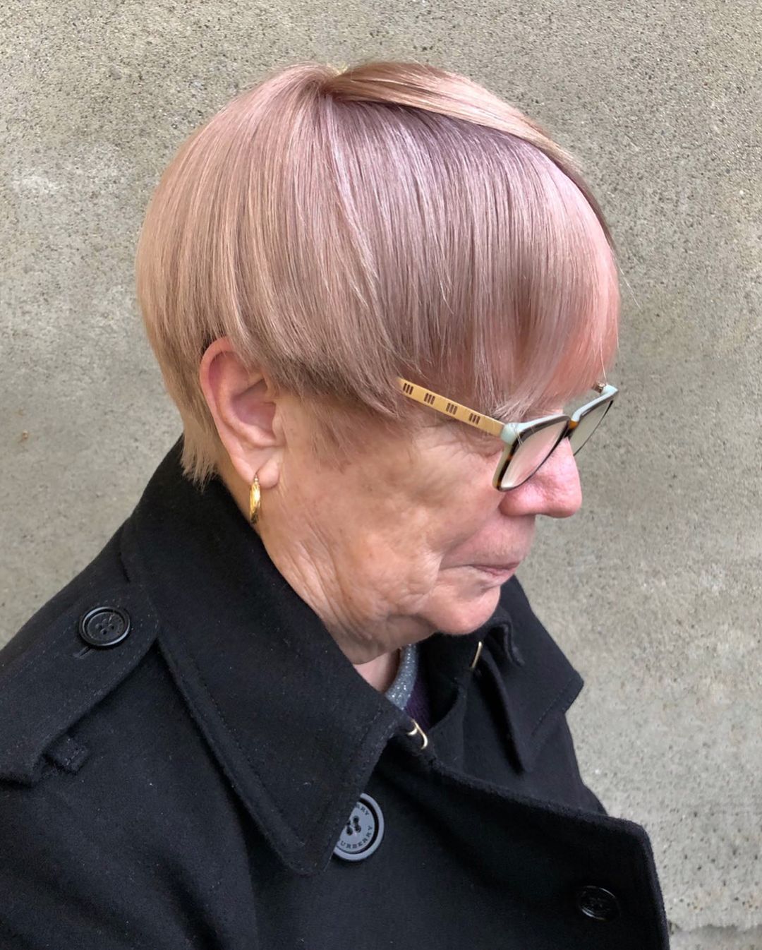 Stylish Short Hairstyles for Women Over 50 with Glasses | [Year]